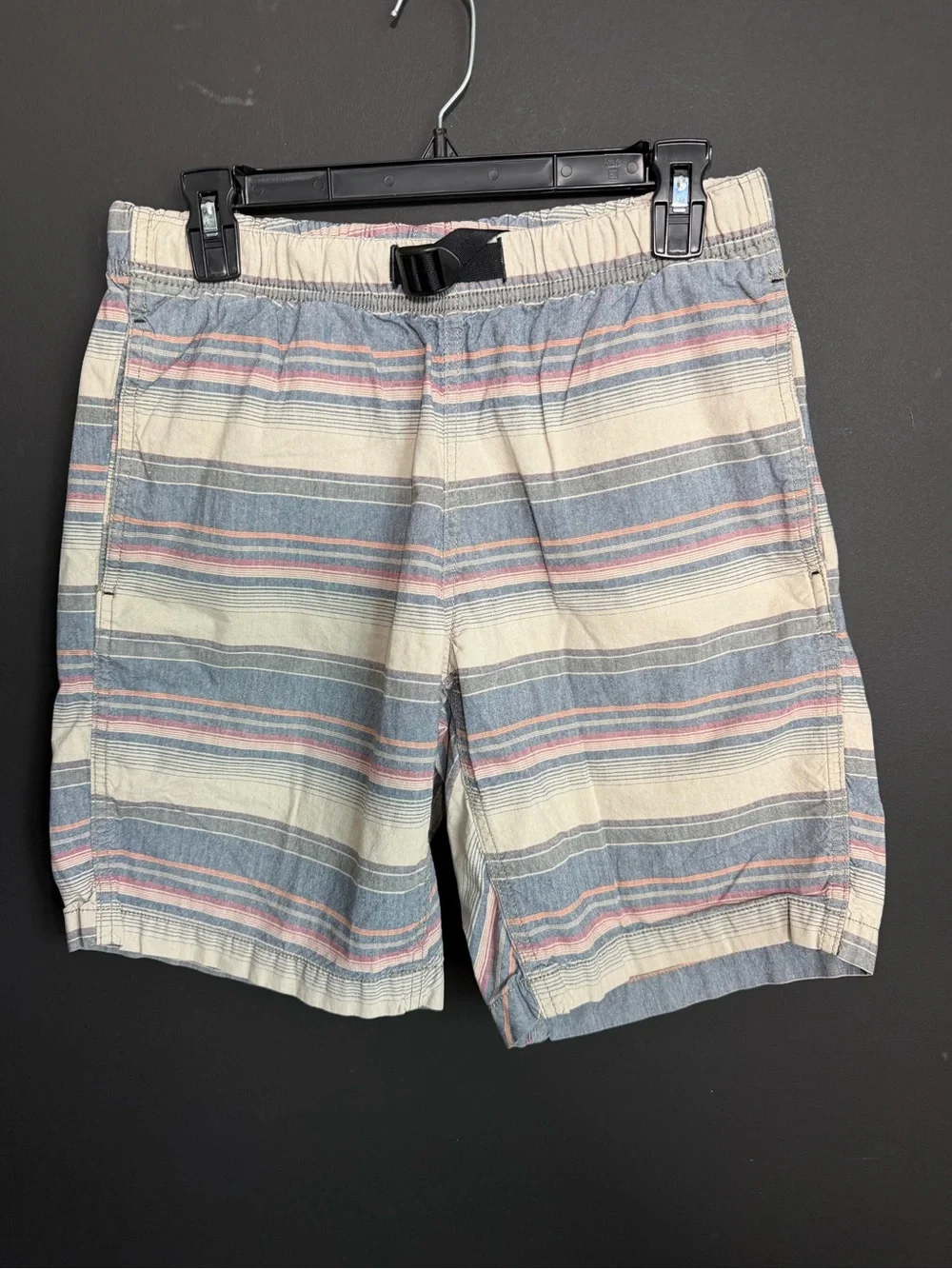 Eddie Bauer Men’s Shorts. Size Medium. - Picture 2 of 5